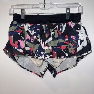Womens Lululemon‎ Hawaii Aloha 2.5 Inseam Hotty Hot Short size 4 EUC